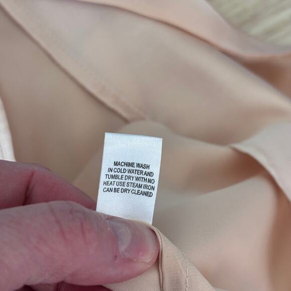 Forever 21 Blouse Medium Tan Satin Ruffle Tuxedo Bib Neutral Siren Quiet Glam - Picture 13 of 13